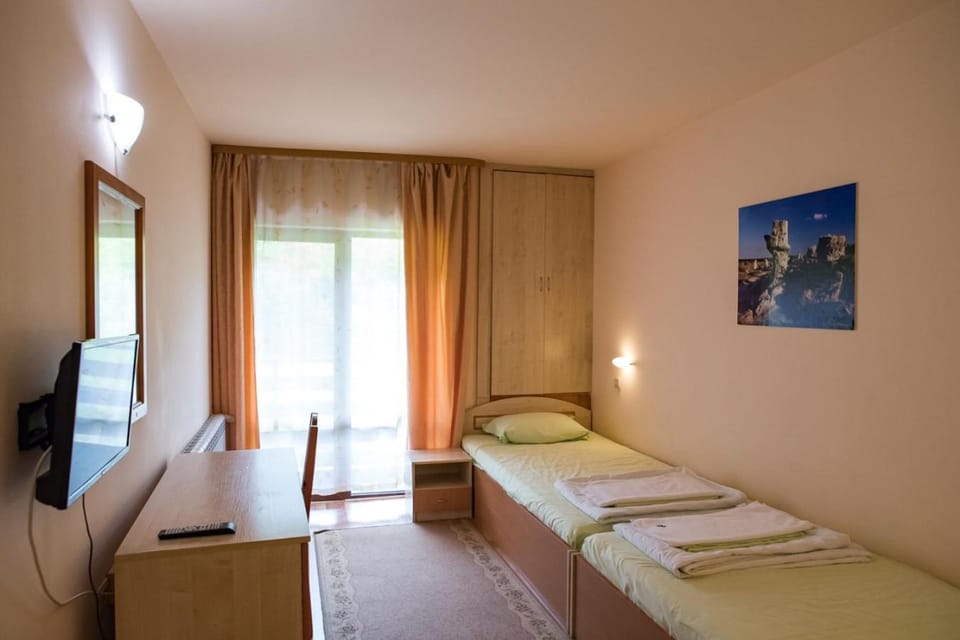 Tourist center Momina Krepost Hotel in Veliko Tarnovo