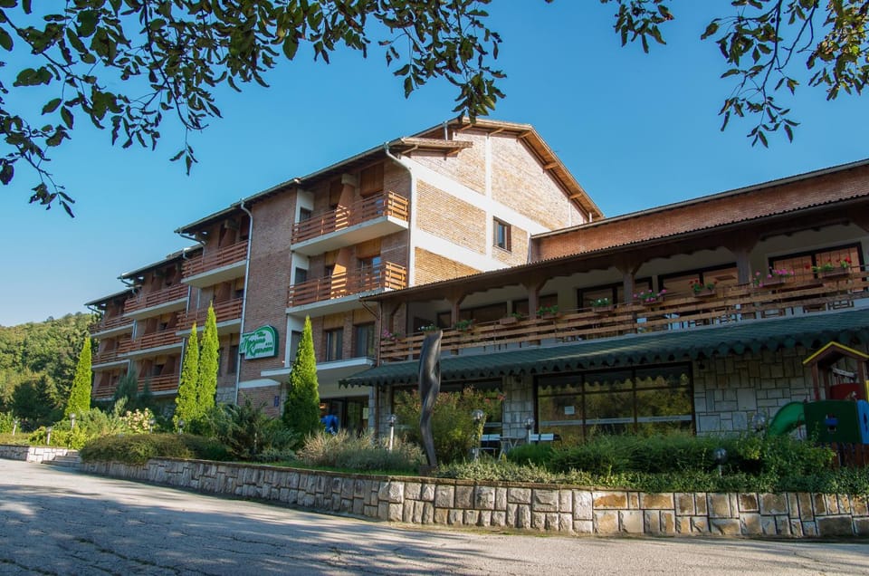 Tourist center Momina Krepost Hotel in Veliko Tarnovo