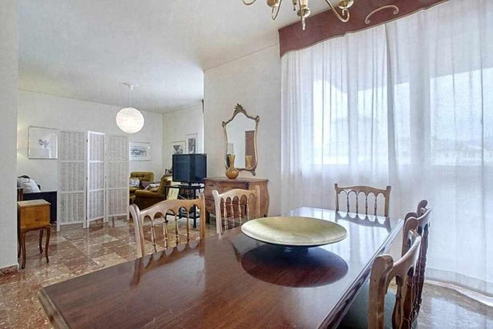 Frati Bigi With Two Bedrooms And Parking Apartment in Florence