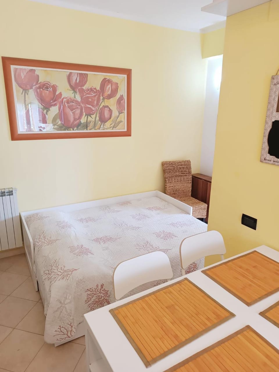 RAFFAELLO Beach Apartment - 50 m from the sea - WIFI Apartment in Savona