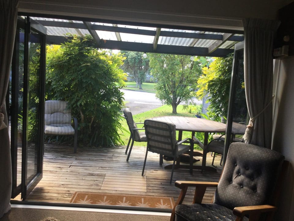 Estuary Retreat Whangamata Bed and Breakfast in Whangamatā