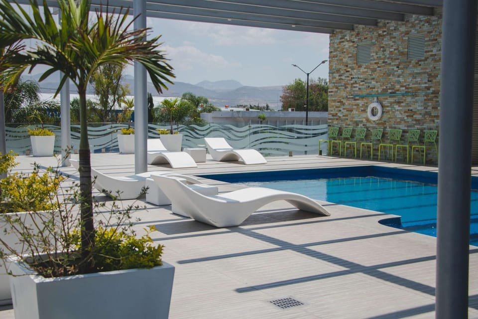 Pool view, Swimming pool