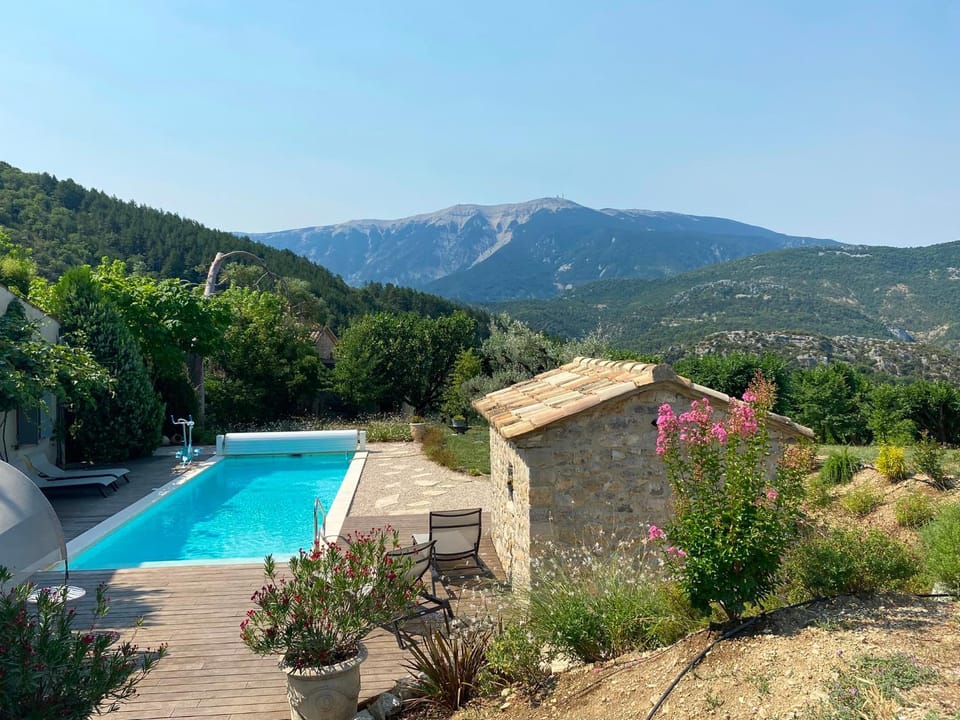 Nearby landmark, Natural landscape, Mountain view, Swimming pool