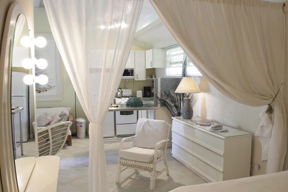 The Legend Garden Condos Apartment hotel in Saint James