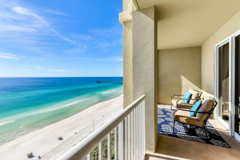 Grand Panama Beach Resort #T1-1402 House in Panama City Beach