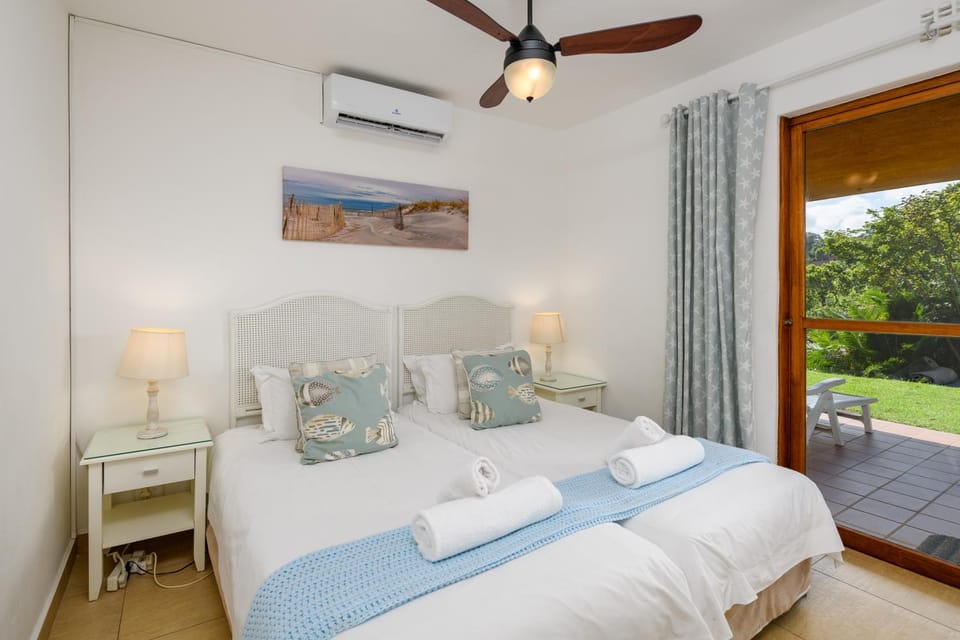 Bed, Bedroom, fireplace, air conditioner