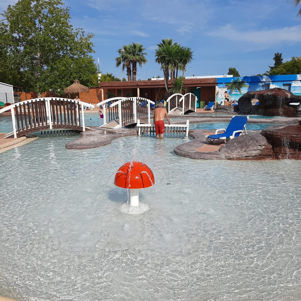 Swimming pool
