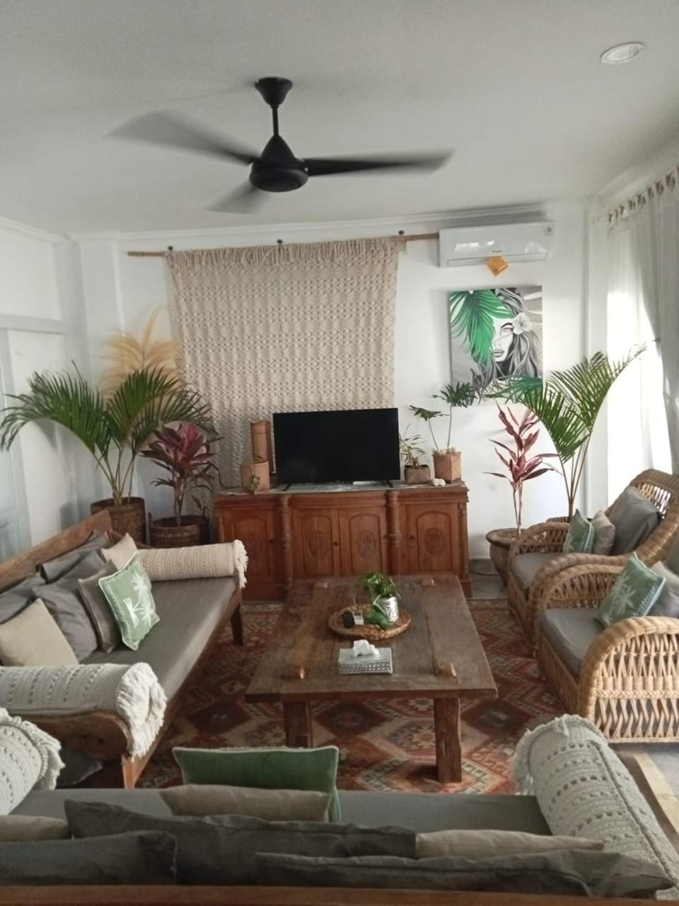Seating area