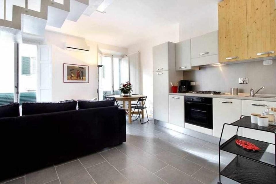Appartamento In Via Giuseppe Verdi Apartment in Florence