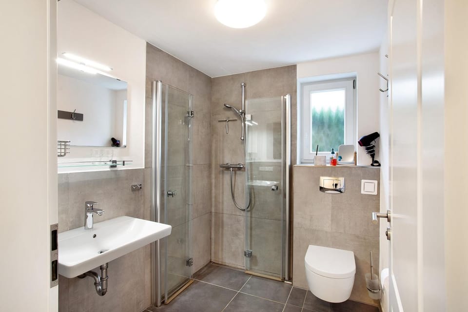 Bathroom, Living room