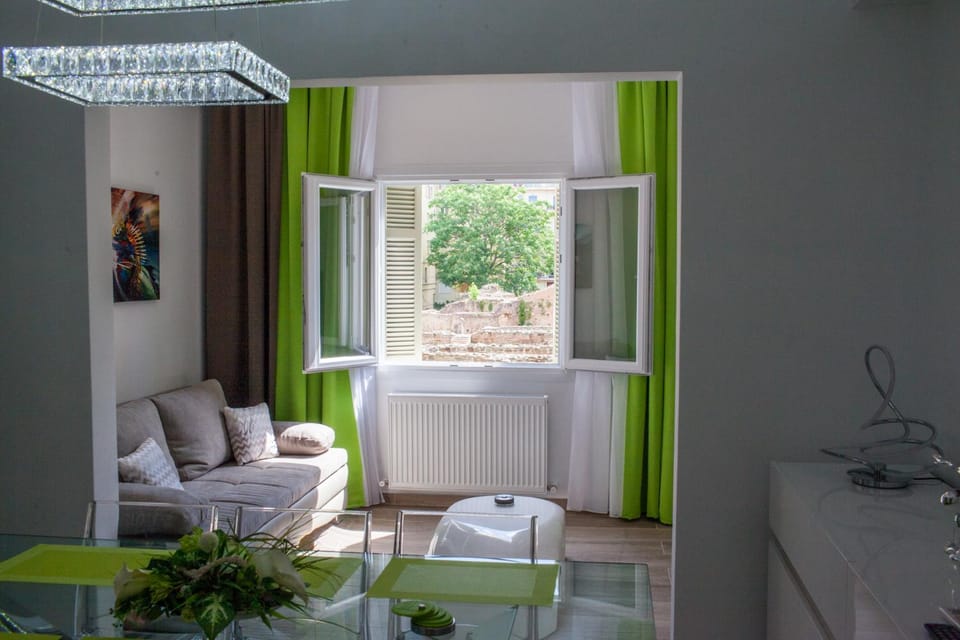 Laura Lifestyle and History Apartment in Thessaloniki