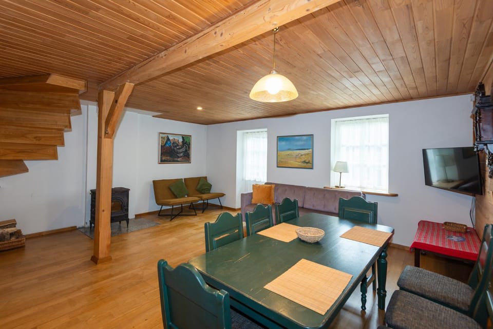 Apartamentas ''Jūratė'' 6-8 asmenims su sauna, privačiu kiemeliu prie jachtklubo. Apartment in Klaipėda County, Lithuania