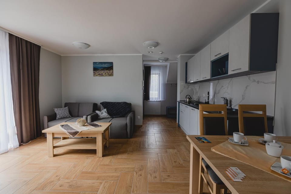 Apartamenty i pokoje z basenem AVENA Niechorze Vacation rental in West Pomeranian Voivodeship, Poland