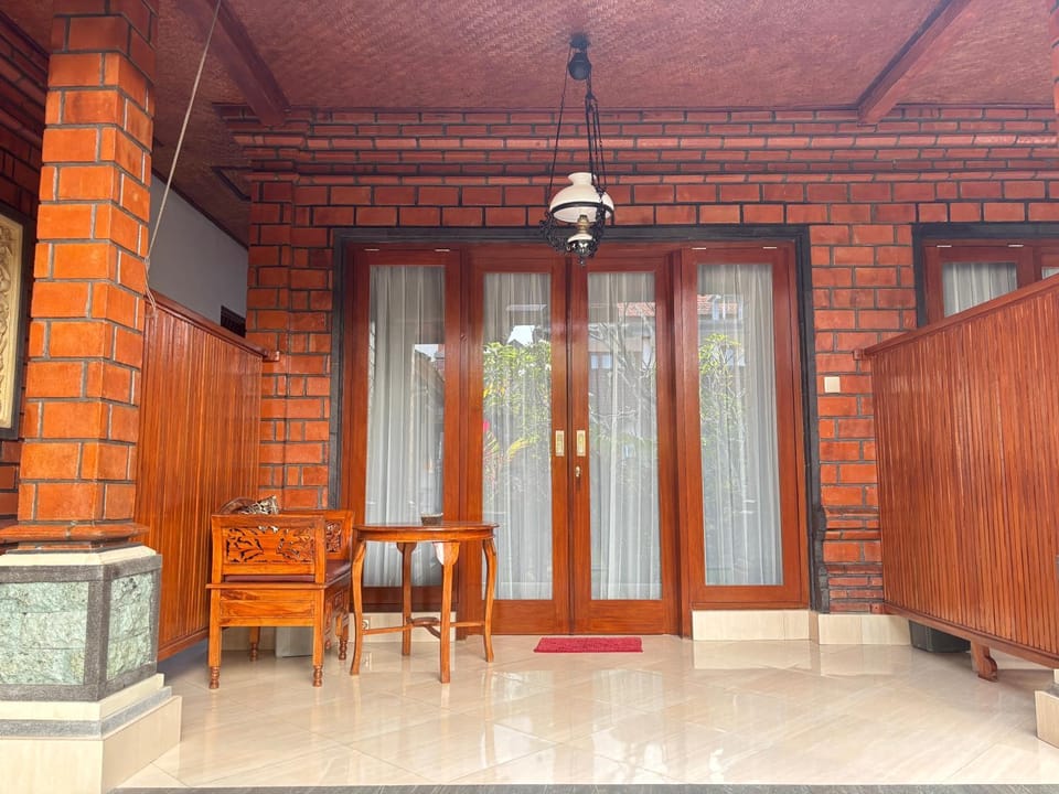 Yumi House Bed and Breakfast in Ubud