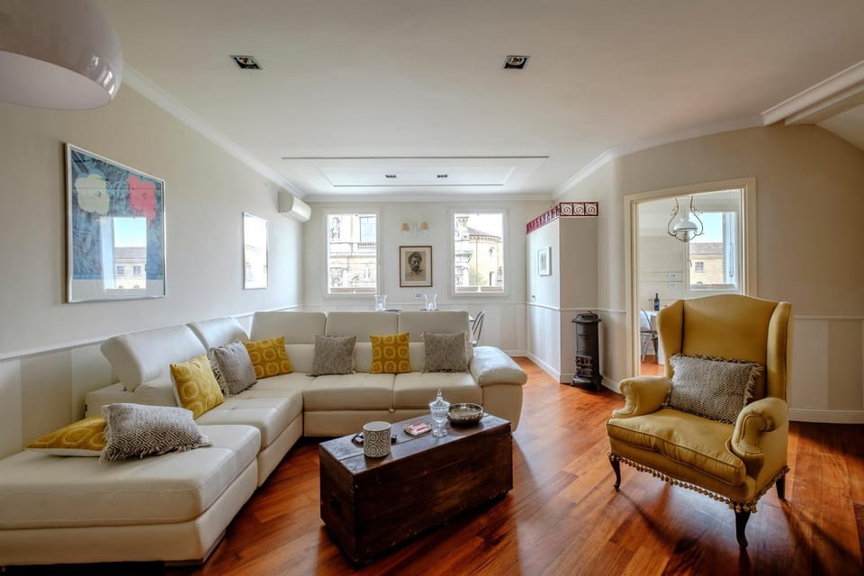 penthouse in the city centre Apartment in Ravenna