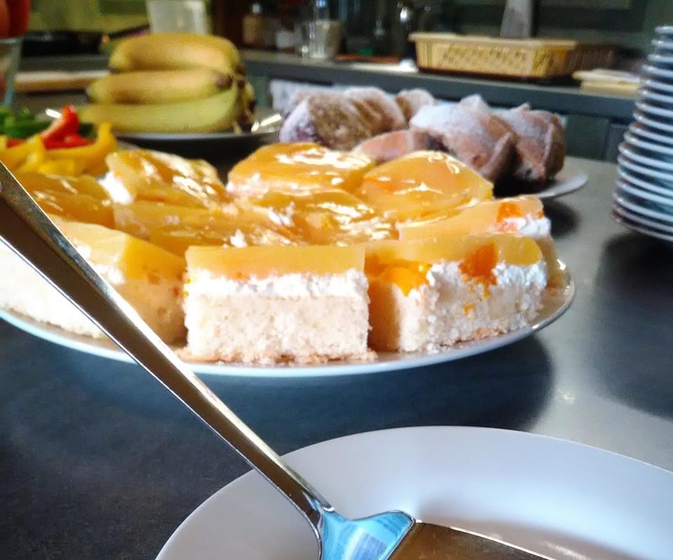 Breakfast, Buffet breakfast
