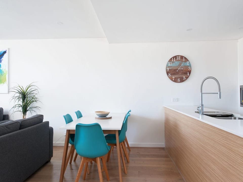 The Shoal Apartments, Unit 202/4-8 Bullecourt Street Apartment in Shoal Bay