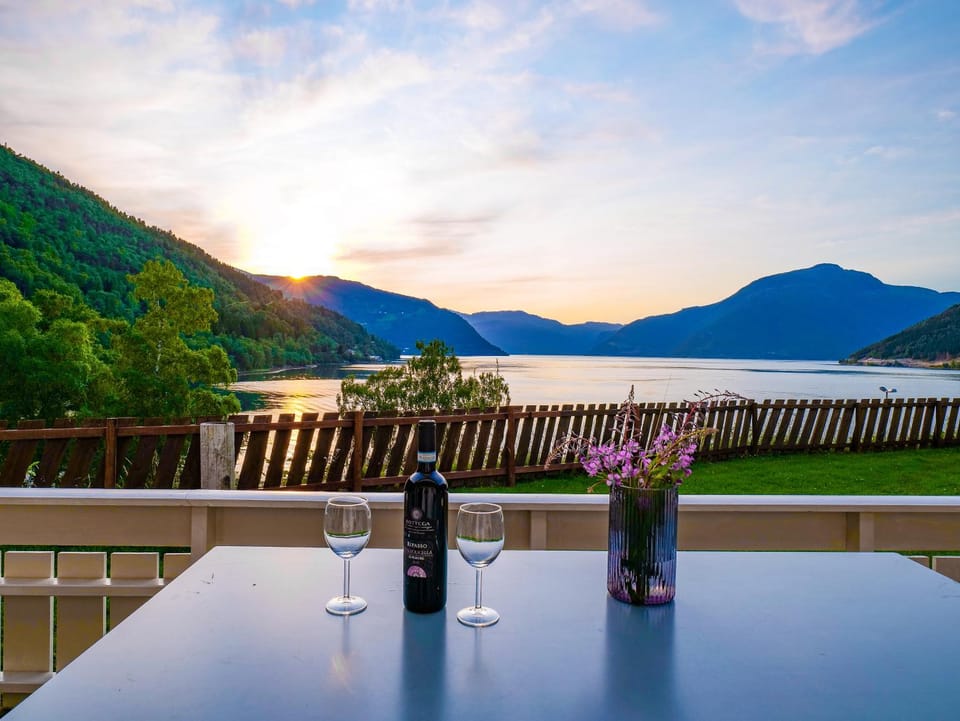 Kinsarvik Camping Campground/ 
RV Resort in Vestland