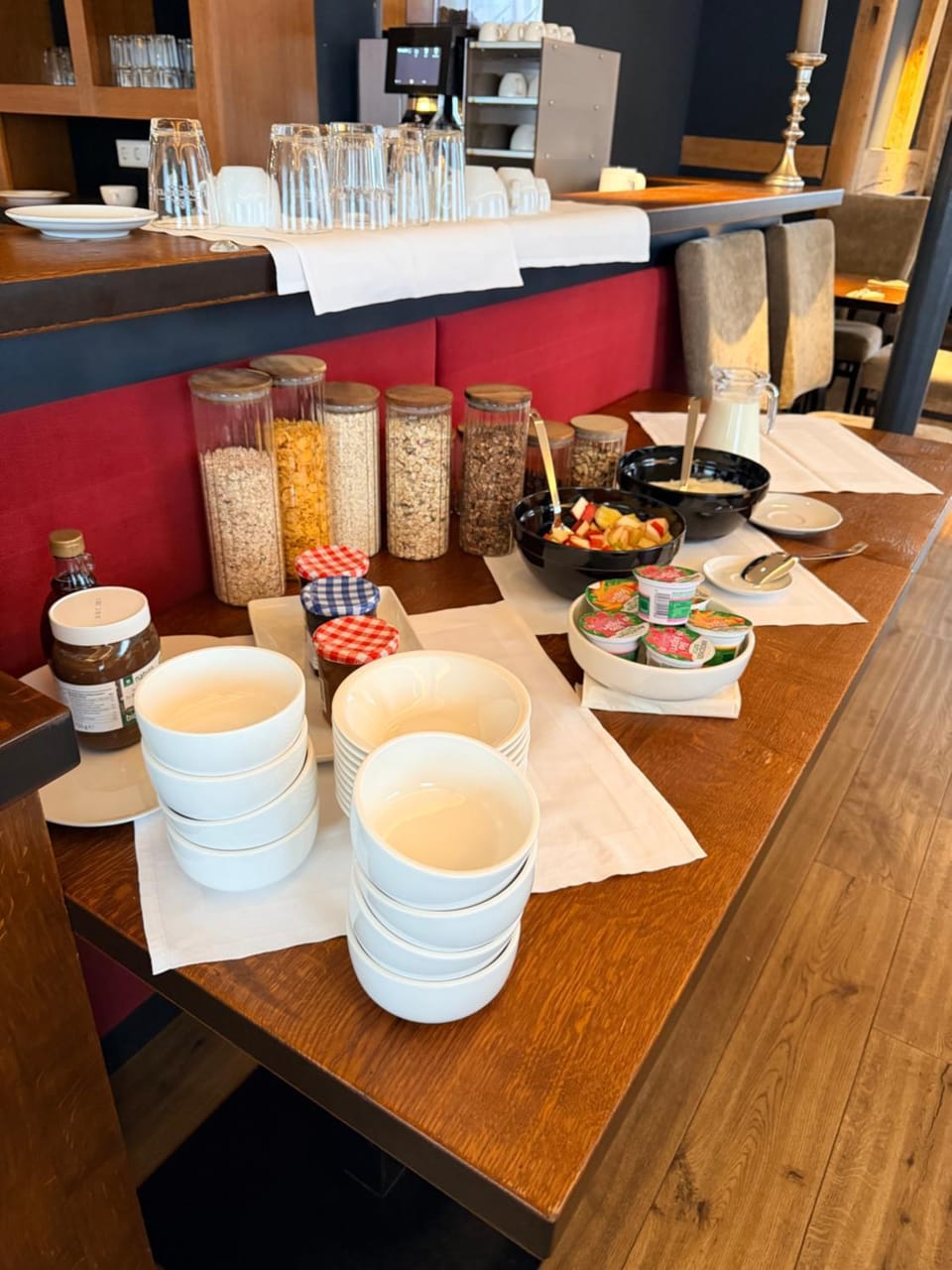 Breakfast, Buffet breakfast