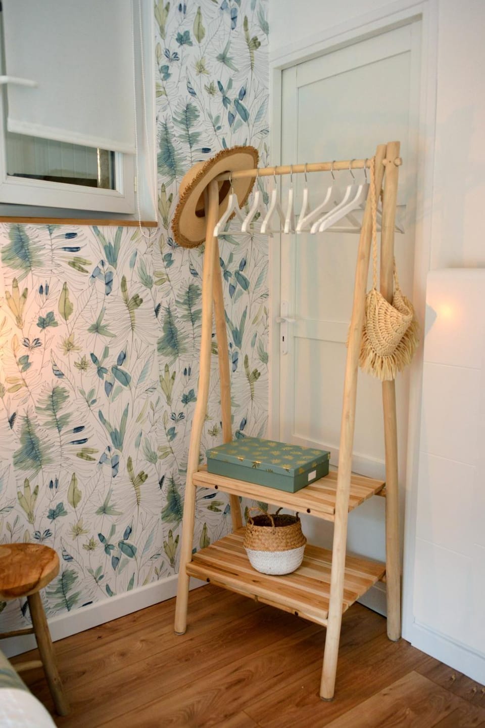 Bedroom, storage
