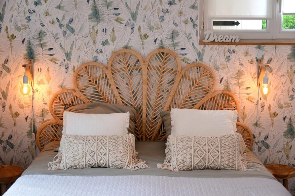Bed, Night, Bedroom