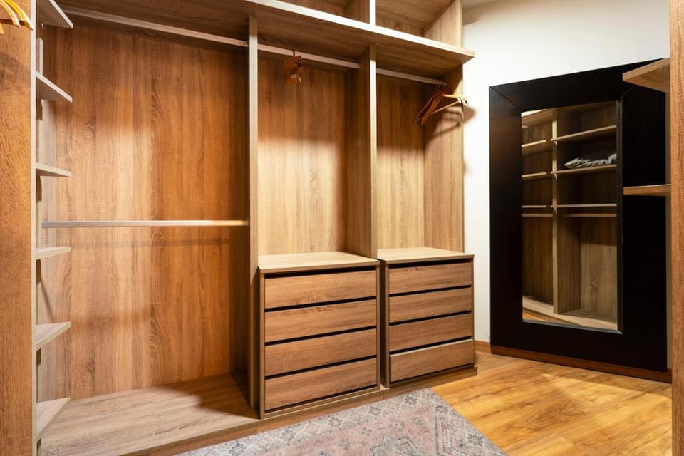 wardrobe