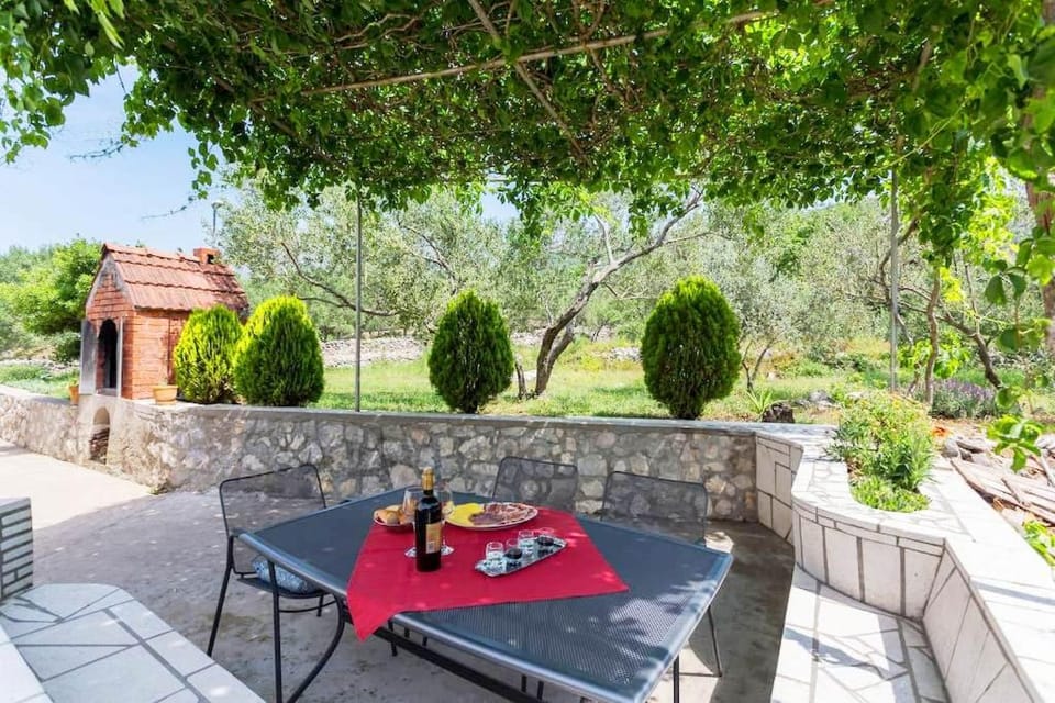 Peaceful Oasis Apartment in Dubrovnik-Neretva County