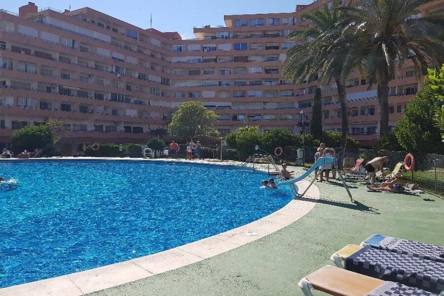 ESTUDIO GRISLAND POOL Apartment in Roses