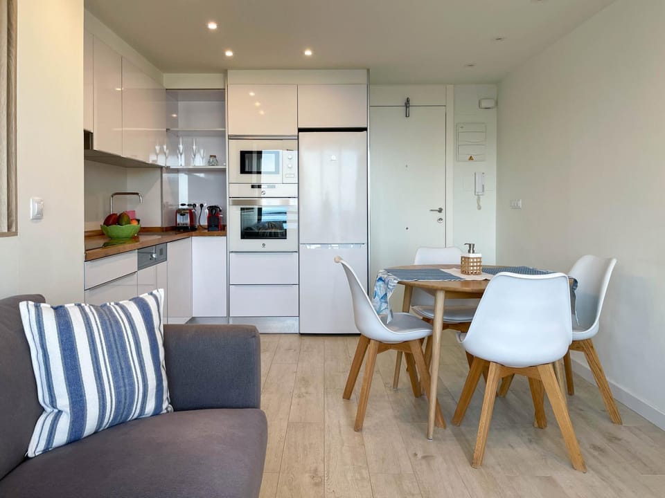 Kitchen or kitchenette, Living room, Dining area