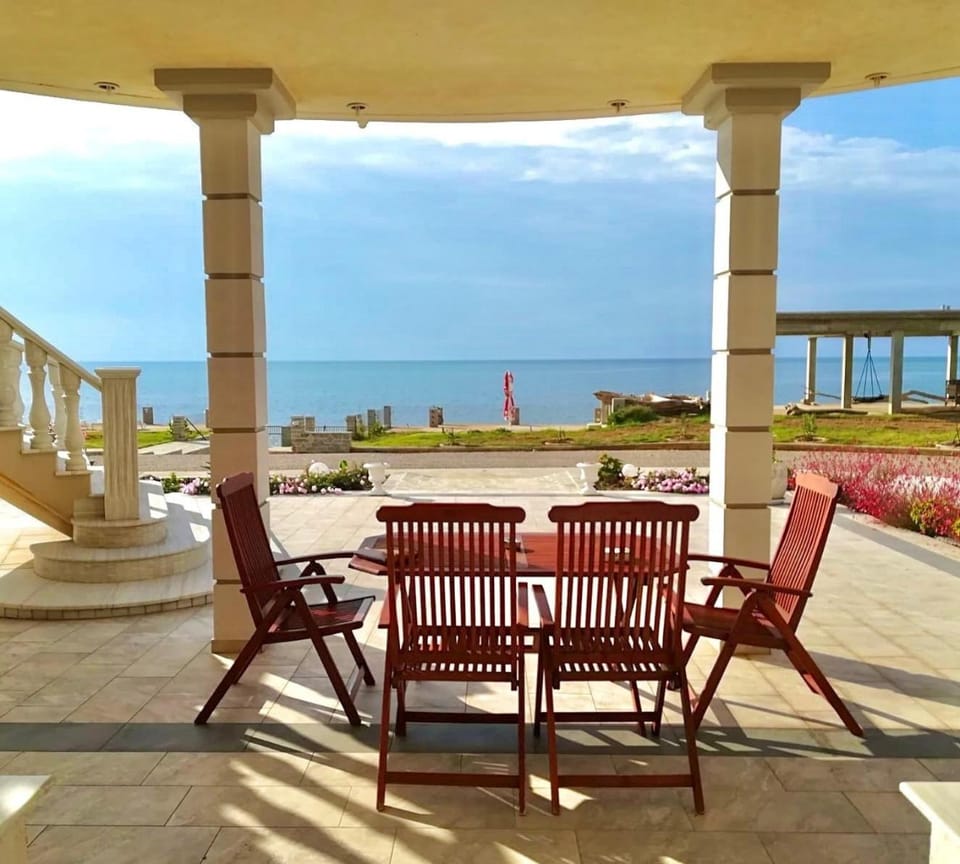 Balcony/Terrace, Seating area, Dining area, Sea view