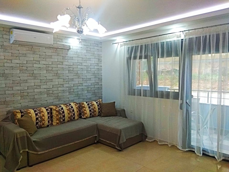 Iros Apartment Apartment in Nea Peramos