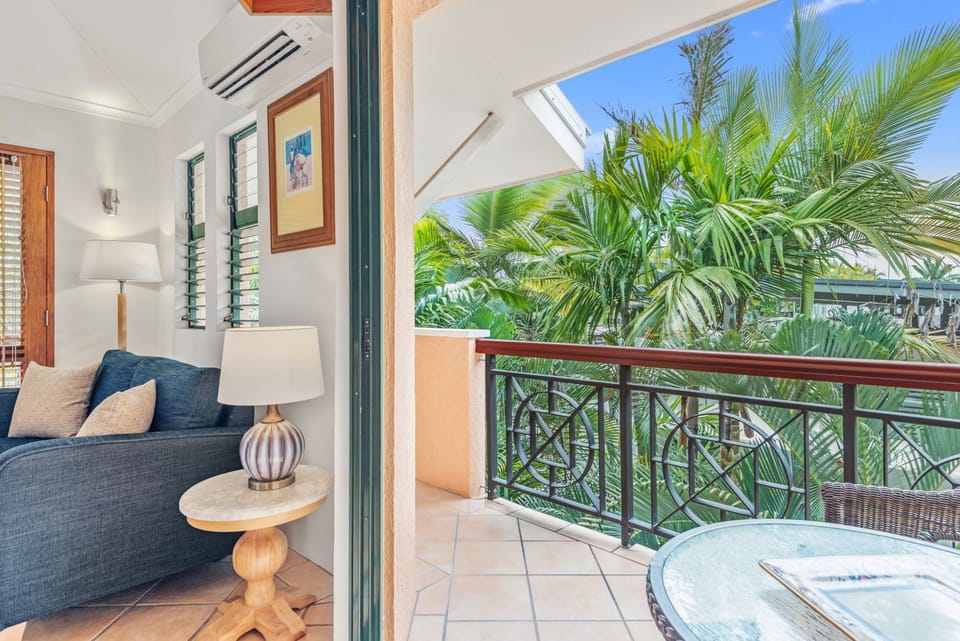 Balcony/Terrace, Living room