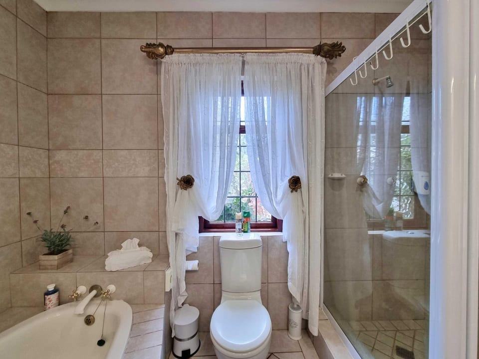 Mulligans Guest Lodge Bed and Breakfast in Hermanus