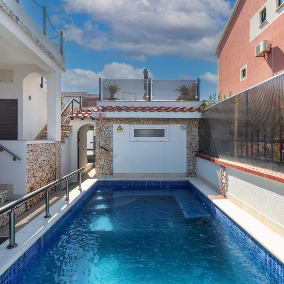 Patio, Pool view, Swimming pool