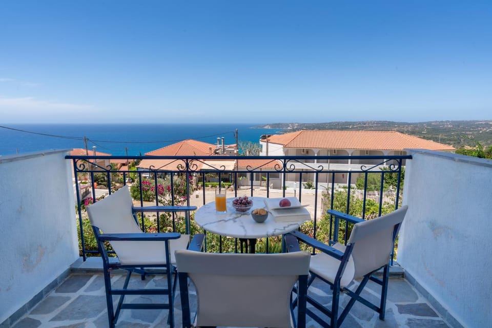 View (from property/room), Balcony/Terrace, Sea view
