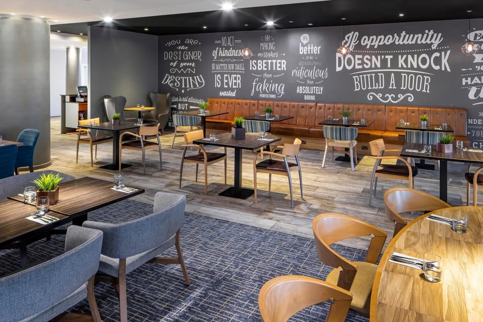 Restaurant/places to eat, Breakfast, Dinner
