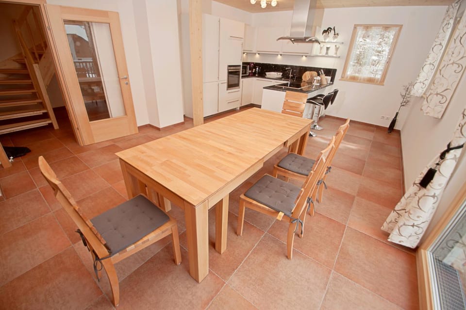 Dinner, kitchen