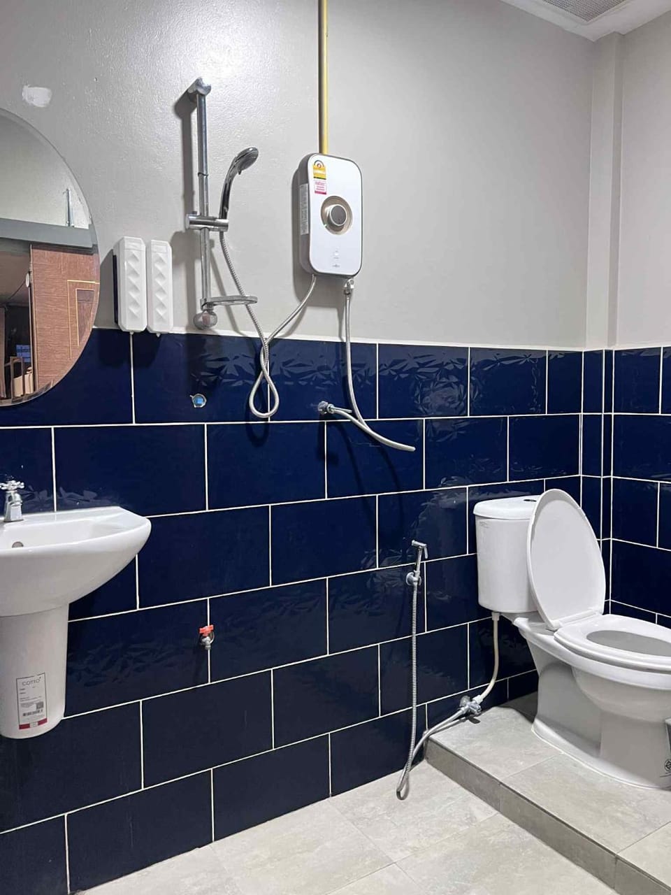 Shower, Toilet, Bathroom