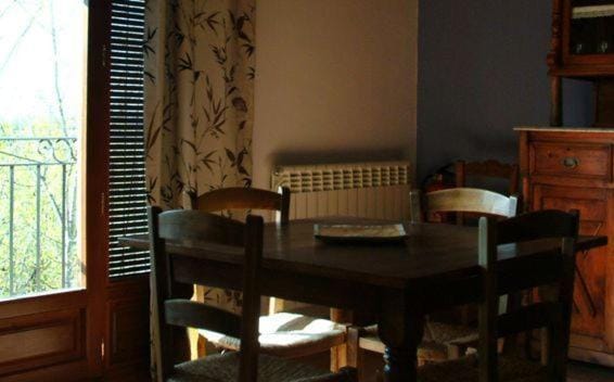 Apartamentos Casa Vidal Apartment in Aragon