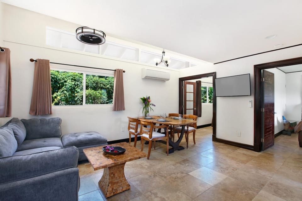 Fern Grotto Inn House in Wailua