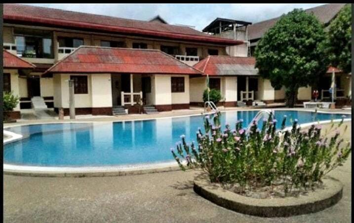 Property building, Pool view, Swimming pool