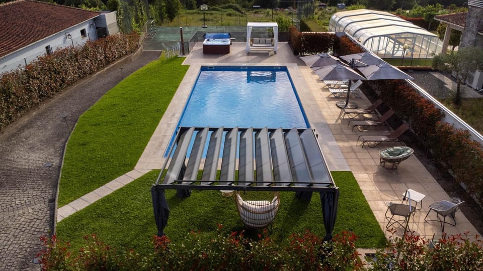 Off site, Natural landscape, Spa and wellness centre/facilities, Swimming pool, sunbed