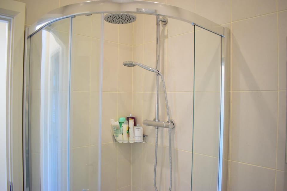 2 Bedroom House Near City Centre House in Dublin