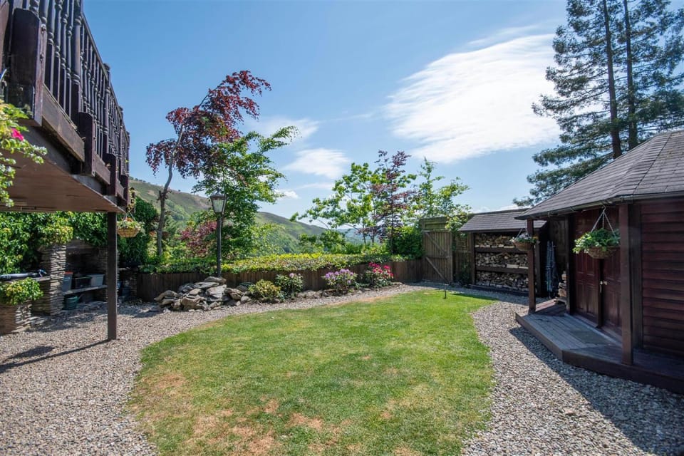 Horseshoe Pass Holiday Lets Apartment in Llantysilio