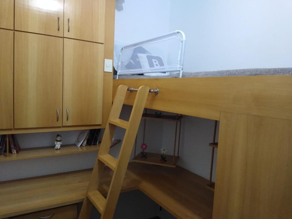 bunk bed