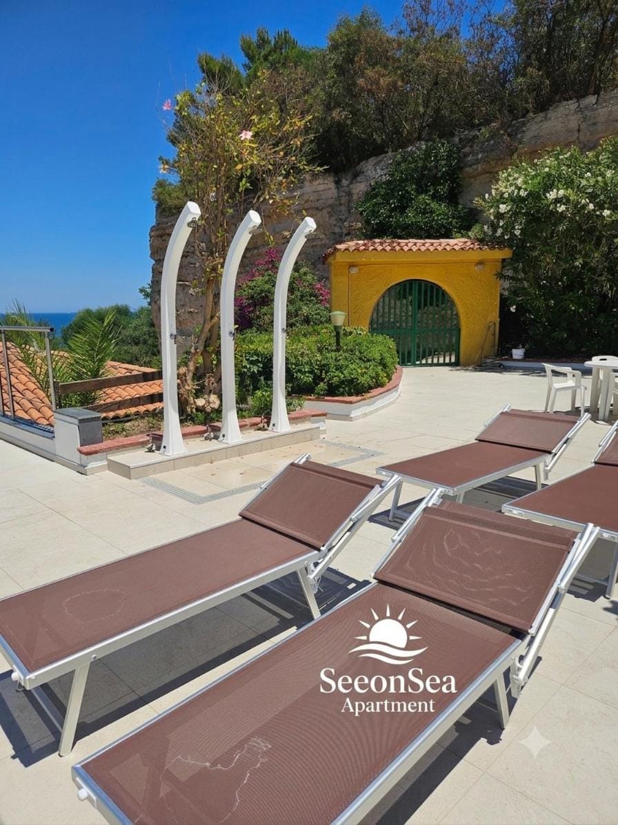 SeeonSea Apartment House in Sicily