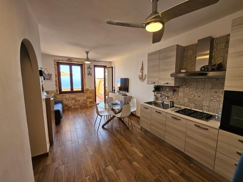 SeeonSea Apartment House in Sicily