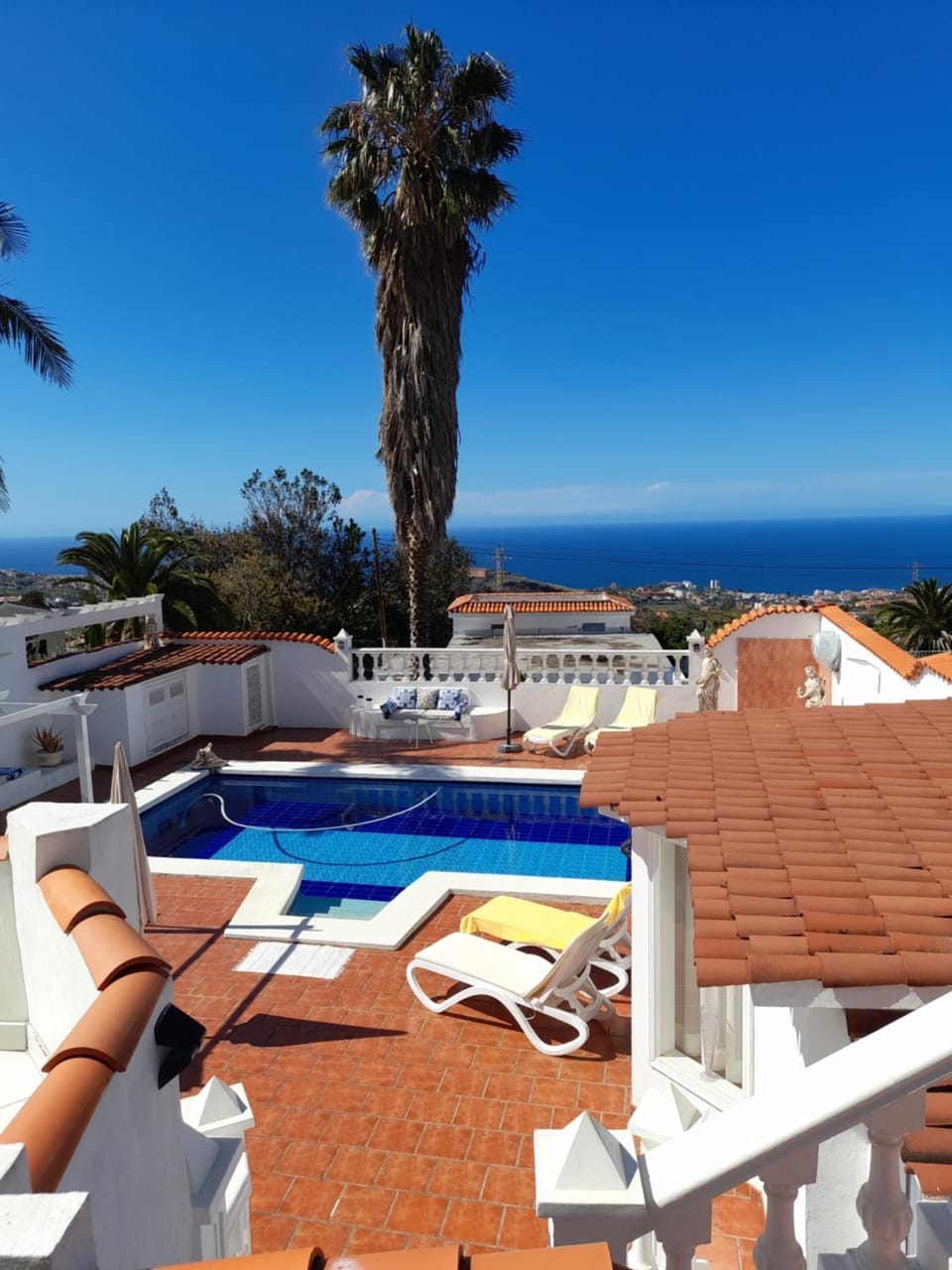 View (from property/room), Pool view, Sea view