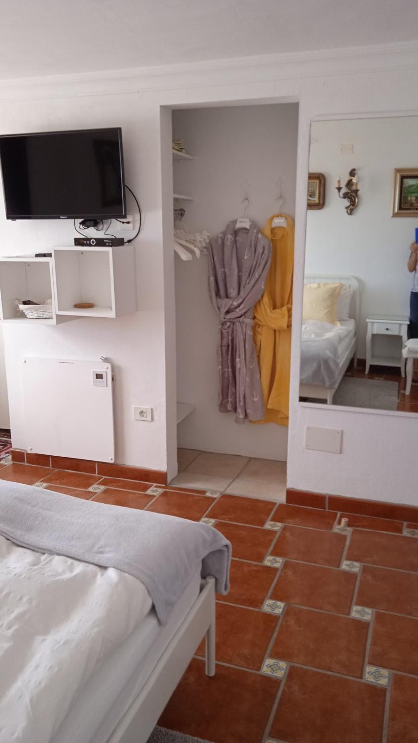 TV and multimedia, wardrobe