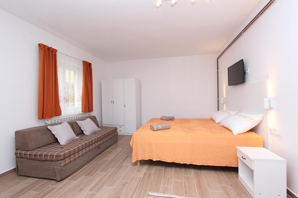Living room, Bedroom